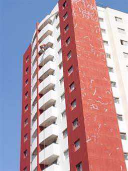 Pintura e restauração de fachadas 